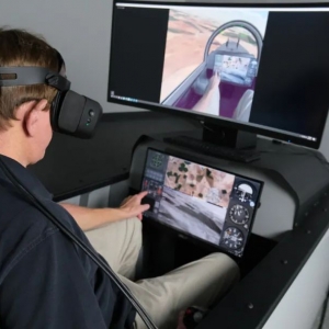 MVRsimulation將Varjo XR-3頭顯到集成到飛行任務(wù)訓(xùn)練器