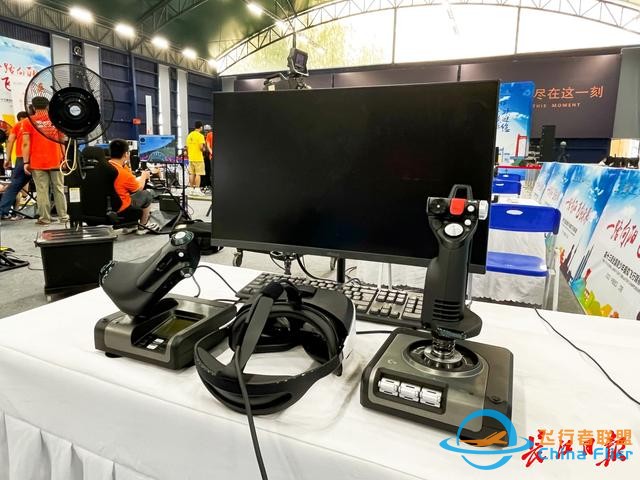 全國青少年模擬飛行錦標賽在漢開賽-4575