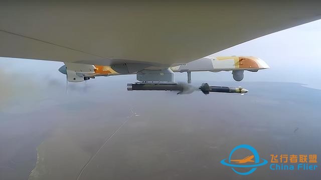 俄軍用無人機打擊烏軍目標，技術來自以色列，為何不用中國無人機-6483