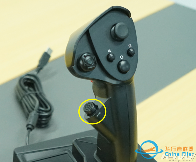 HORI《皇牌空戰(zhàn)7》最新飛行搖桿搶先開(kāi)箱 設(shè)計(jì)出色布局合理-1796