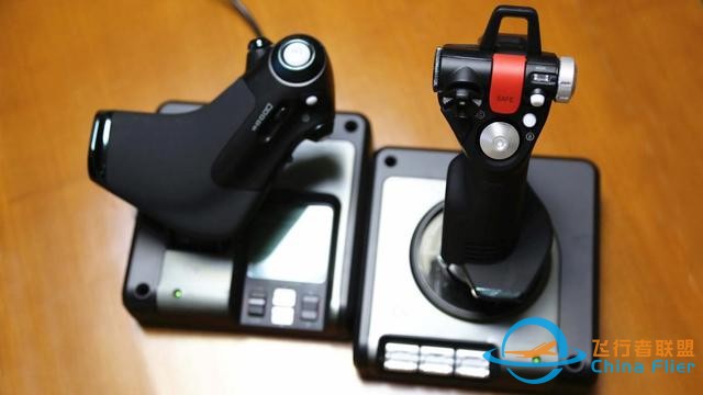 反饋最真實的飛行搖桿 羅技HOTAS系列飛行模擬控制器評測-4519
