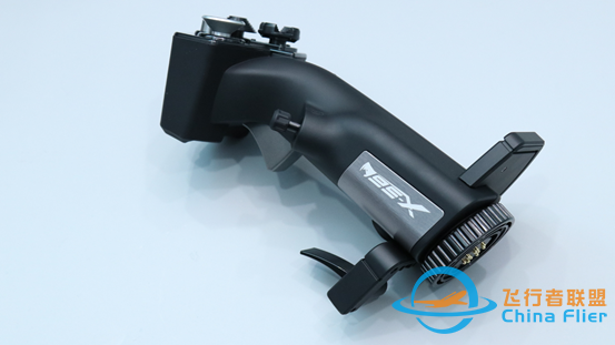 羅技 G X52/X52 PRO/X56 模擬飛行搖桿評測：克敵機先-2730