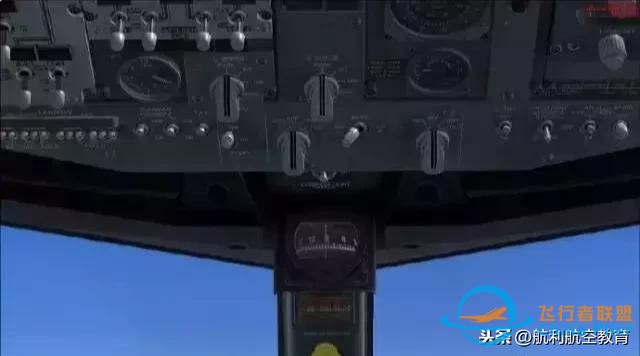 B737飛機駕駛艙說明書（精華）-1593