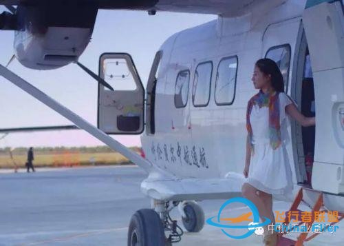 兩會代表委員為通用航空發展“鼓與呼”-2772