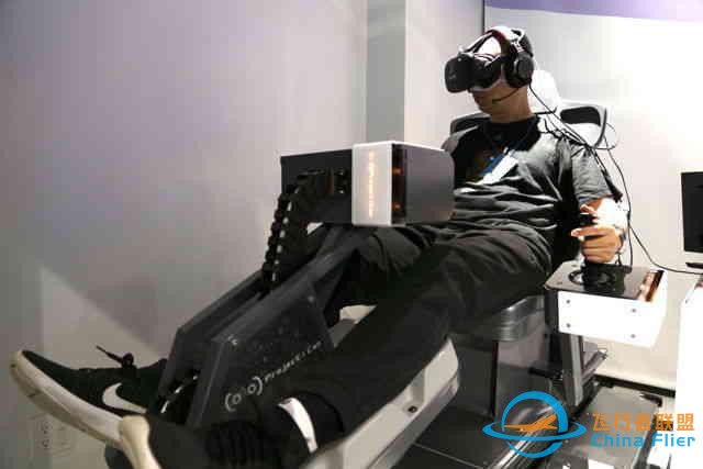 VR半年結：消費級產品無突破，商用外設是未來？-5550