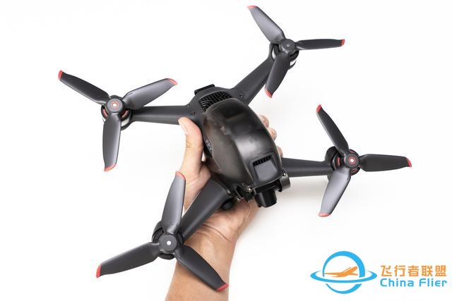 零基礎也能玩的穿越機？大疆DJI FPV Combo穿越機開箱試飛-2666