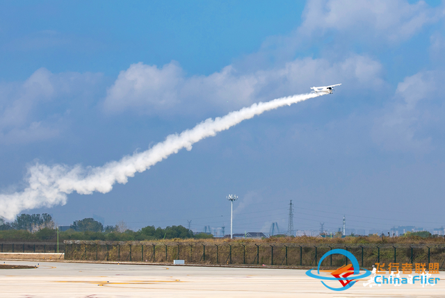 無錫丁蜀機場正式開航！我市成功構建通用航空與運輸航空“雙機場”體系-1809