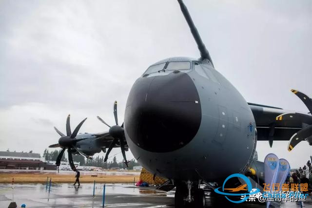 與空中加油飛機A400M近距離接觸-5533