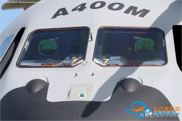 與空中加油飛機A400M近距離接觸-4329
