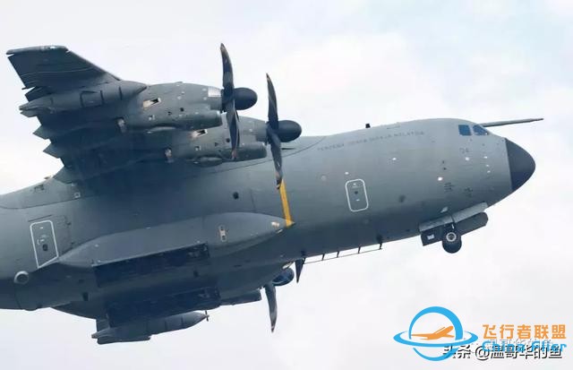 與空中加油飛機A400M近距離接觸-2563