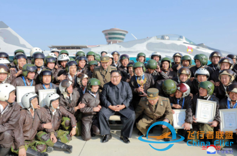 金正恩觀摩朝鮮戰斗飛行技術大賽 現場戰機云集-7222