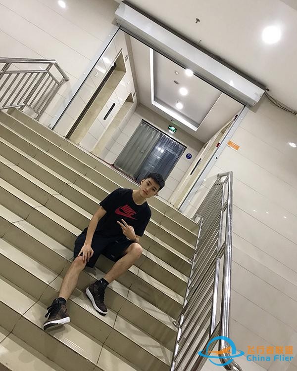 00后上大學(xué)了⑥｜想成為一名出色的飛行員，也是辯論實力派-8299