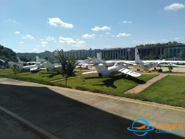 跟大家講一講，什么是通用航空？-8342