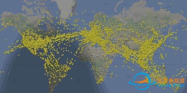 超過70萬人圍觀佩洛西“竄臺(tái)”專機(jī)：FR24如何跟蹤天空的飛機(jī)？-9263