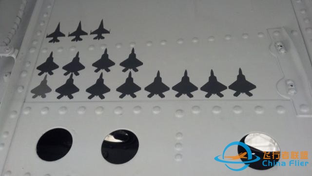 飛行技術(shù)也能彌補(bǔ)裝備差距，二代機(jī)屢次“擊落”F22-1103
