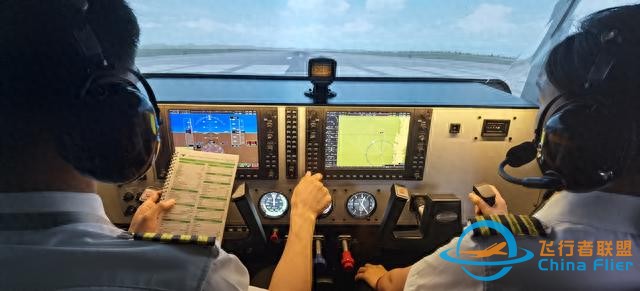 飛行模擬器——飛行員的航空助推器-8381