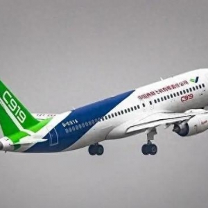 通用航空大手筆！C919首飛海外，被坑印尼航空轉投中國懷抱