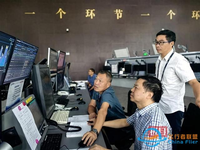 武漢至十堰，武漢至荊州，湖北首次開航通用航空短途客運航線-7373