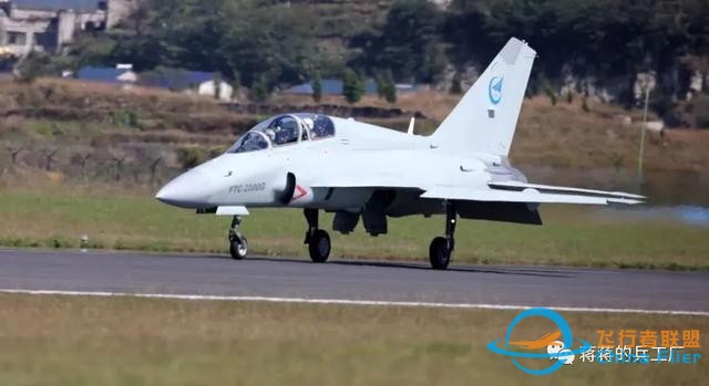 貴飛首爆FTC-2000G戰斗機先進座艙，一平三下時髦度爆表-382