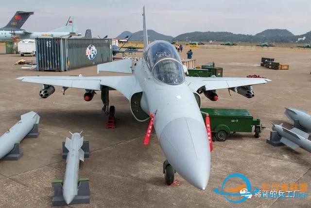 貴飛首爆FTC-2000G戰斗機先進座艙，一平三下時髦度爆表-6868